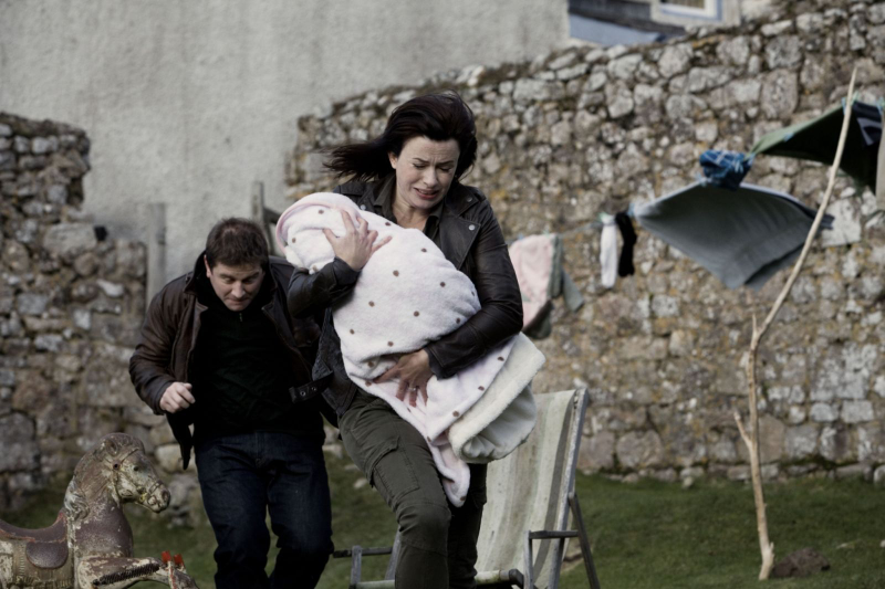 Illustration for article titled Torchwood Miracle Day Cast Pictures